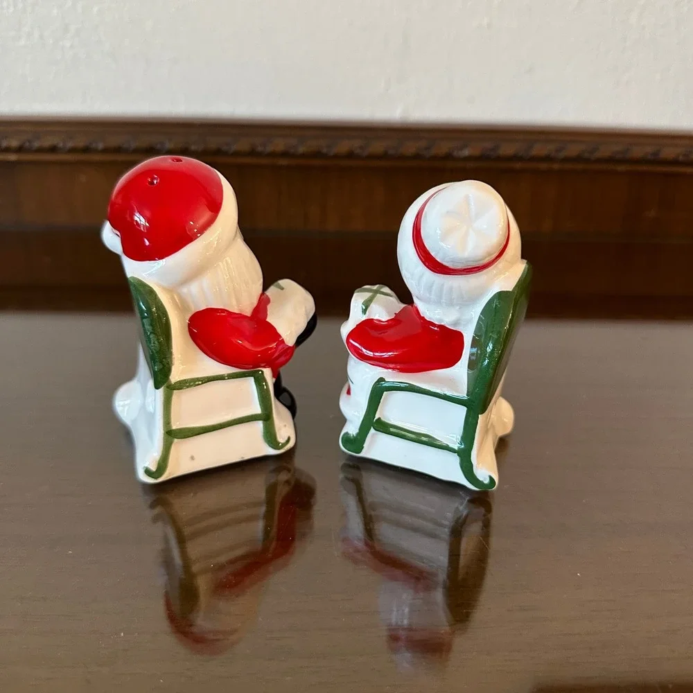 Vintage Santa and Mrs Claus Rocking Chair Salt and Pepper Shakers Christmas Set